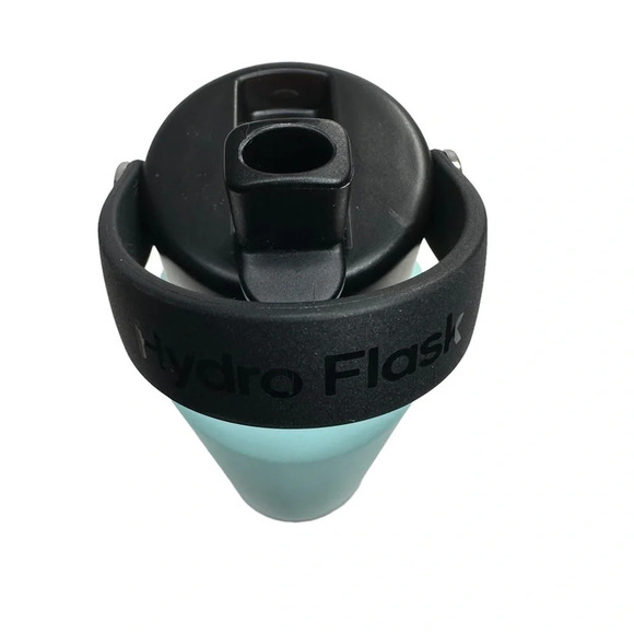 NWT Standard-Mouth Vacuum Water Bottle with Flex Straw Cap - 24 fl. oz. in Dew - Picture 8 of 9